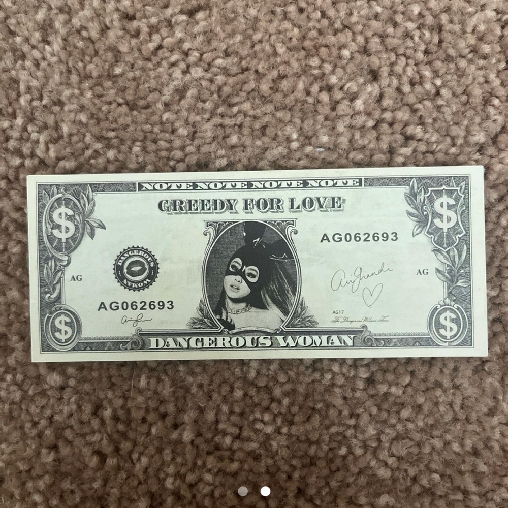 Ariana grande greedy dollar